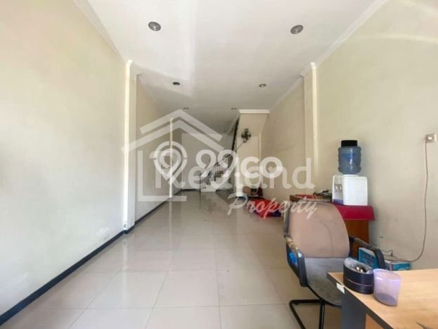 AREA PREMIUM! Ruko Kawasan Banyumanik, Luas 200m2m², Pusat Komersial AREA PREMIUM! Ruko Kawasan Banyumanik, Luas 200m2m², Pusat Komersial