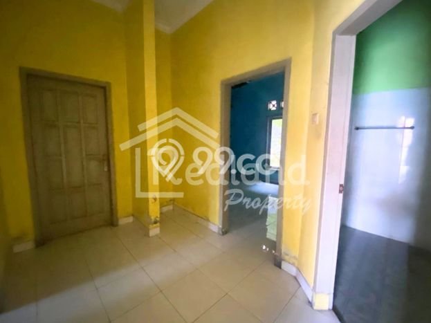 Unit Gudang Dijual di Argomulyo Salatiga Luas Bangunan 700m2 Unit Gudang Dijual di Argomulyo Salatiga Luas Bangunan 700m2