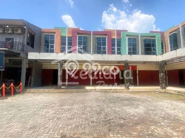 AREA PREMIUM! Ruko di Tembalang, Luas 220m2m², Area Strategis AREA PREMIUM! Ruko di Tembalang, Luas 220m2m², Area Strategis