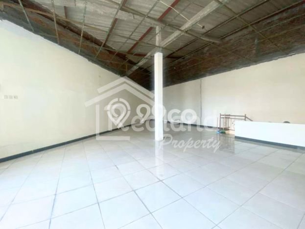 POTENSI BESAR! Ruko di Tembalang, Luas 82m2m², Area Komersial POTENSI BESAR! Ruko di Tembalang, Luas 82m2m², Area Komersial