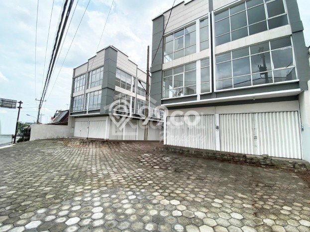 Ruko Paling Dicari LB 90m2 Dijual di Ungaran Barat Ruko Paling Dicari LB 90m2 Dijual di Ungaran Barat