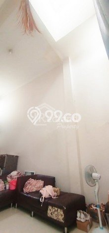 Rumah Terawat di Semarang Barat, Semarang, Luas Tanah 176m², Luas Bangunan 250m² Rumah Terawat di Semarang Barat, Semarang, Luas Tanah 176m², Luas Bangunan 250m²