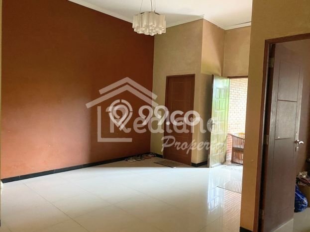 Jual Rumah Strategis Bagus Punya 4 KT di Banyumanik Semarang SHM Jual Rumah Strategis Bagus Punya 4 KT di Banyumanik Semarang SHM