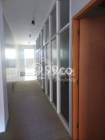 Ruko Siap Pakai di Semarang Tengah, Luas 315m², Area Bisnis Ruko Siap Pakai di Semarang Tengah, Luas 315m², Area Bisnis