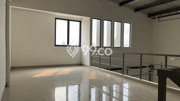 FOR RENT! Gudang di BSD Cocok untuk Bisnis 171m2 FOR RENT! Gudang di BSD Cocok untuk Bisnis 171m2