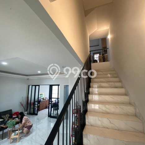 Hunian Elit LB 231m2 Siap Pakai Desain Elegan di Alam Sutera, Tangerang Hunian Elit LB 231m2 Siap Pakai Desain Elegan di Alam Sutera, Tangerang