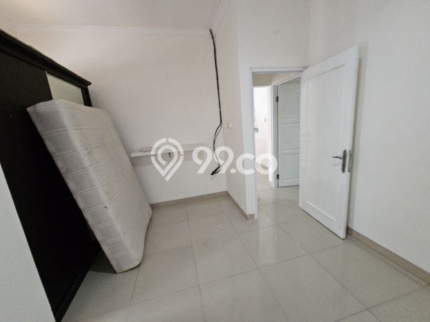 Disewakan! Rumah 3 Kamar Tidur &
2 Kamar Mandi di Modernland, Tangerang Disewakan! Rumah 3 Kamar Tidur &
2 Kamar Mandi di Modernland, Tangerang