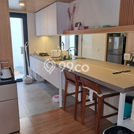 Rumah Modern 2 KT di BSD Tangerang Full Furnished Rumah Modern 2 KT di BSD Tangerang Full Furnished