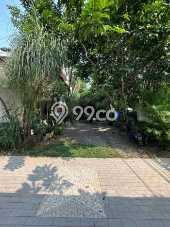 Jual Rumah Luas Megah Dengan View Eksklusif di Pulomas, Jakarta Timur Jual Rumah Luas Megah Dengan View Eksklusif di Pulomas, Jakarta Timur