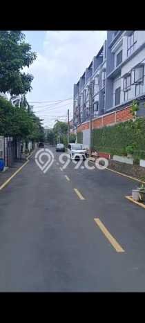 Siap Huni Rumah Mewah 9 Kamar di Palmerah Dekat ke Mana Pun Siap Huni Rumah Mewah 9 Kamar di Palmerah Dekat ke Mana Pun