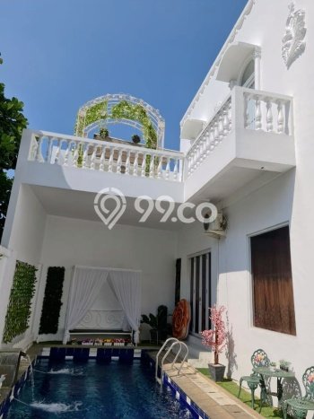 Rumah Luxury Modern Tanpa Renovasi di Cibubur Jakarta Timur Rumah Luxury Modern Tanpa Renovasi di Cibubur Jakarta Timur