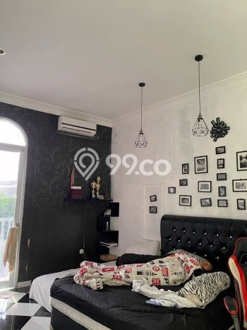 Rumah Luxury Modern Tanpa Renovasi di Cibubur Jakarta Timur Rumah Luxury Modern Tanpa Renovasi di Cibubur Jakarta Timur