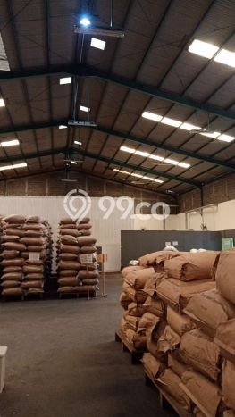 Gudang Disewa di Bekasi dengan LB 1200m2 Area Komersial Ramai Gudang Disewa di Bekasi dengan LB 1200m2 Area Komersial Ramai