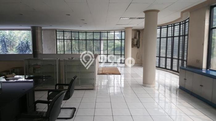 Komersial Bagus Dijual LB 1055m2 Lokasi Strategis Jakarta Barat Area Cocok untuk Bisnis Komersial Bagus Dijual LB 1055m2 Lokasi Strategis Jakarta Barat Area Cocok untuk Bisnis