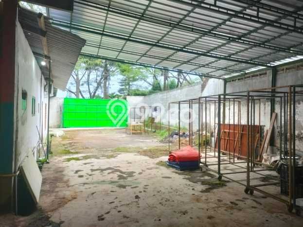 Gudang Dijual Lokasi Emas di Prigen Luas 300m2 Gudang Dijual Lokasi Emas di Prigen Luas 300m2