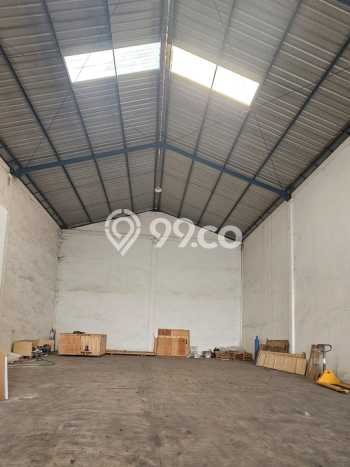 Gudang Komersial Disewakan di Gedangan Sidoarjo Luas 360m2 Gudang Komersial Disewakan di Gedangan Sidoarjo Luas 360m2