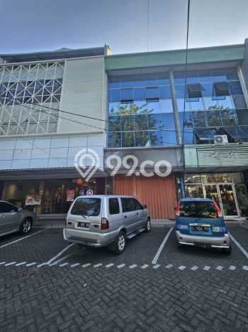Disewakan Ruko di Pusat Kota Surabaya Ramai Strategis Disewakan Ruko di Pusat Kota Surabaya Ramai Strategis