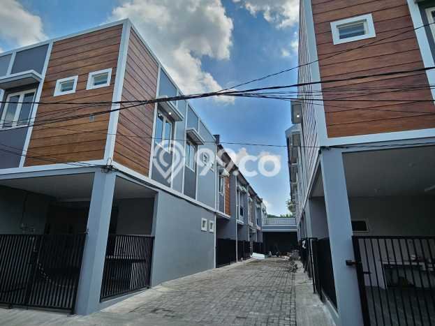 Untuk Dijual Kost 7 Kamar di Surabaya untuk Aset Anda Untuk Dijual Kost 7 Kamar di Surabaya untuk Aset Anda