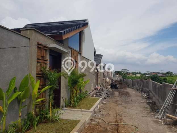 Rumah Luxury Modern Siap Huni di Cemagi Badung Rumah Luxury Modern Siap Huni di Cemagi Badung