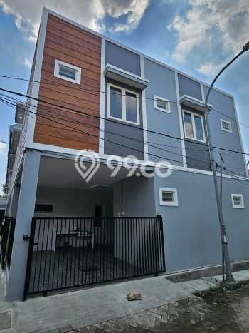 Untuk Dijual Kost 7 Kamar di Surabaya untuk Aset Anda Untuk Dijual Kost 7 Kamar di Surabaya untuk Aset Anda