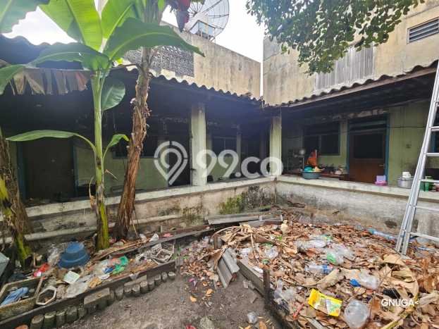 Rumah Modern 9 Kamar LT 360m2 di Dukuh Kupang Rumah Modern 9 Kamar LT 360m2 di Dukuh Kupang