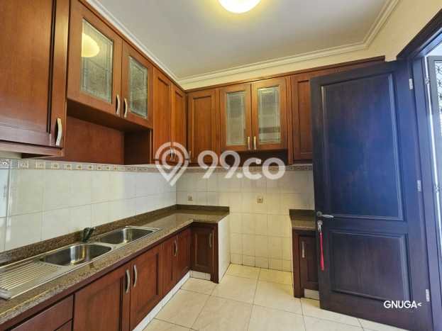Rumah Luxury Modern Siap Huni di Panjang Jiwo Surabaya Rumah Luxury Modern Siap Huni di Panjang Jiwo Surabaya
