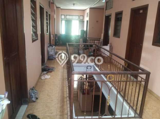 Aset Investasi! Rumah Kost Dijual di Tenggilis Mejoyo, Surabaya, 14 KT, 6 KM, Luas 320m2 Aset Investasi! Rumah Kost Dijual di Tenggilis Mejoyo, Surabaya, 14 KT, 6 KM, Luas 320m2