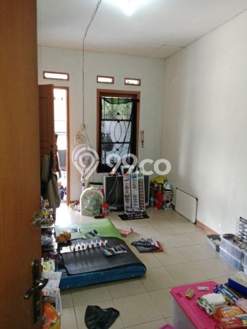 Dijual Hunian Rumah Terawat 3 KT di Taman Kopo Indah, Bandung Dijual Hunian Rumah Terawat 3 KT di Taman Kopo Indah, Bandung