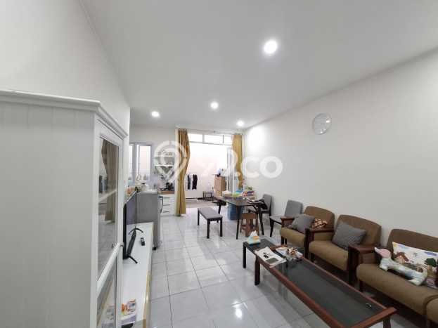 Jual Rumah Eksklusif 4 KT di Taman Kopo Indah, Bandung Jual Rumah Eksklusif 4 KT di Taman Kopo Indah, Bandung