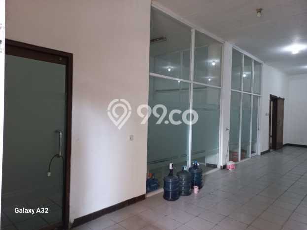 FOR RENT! Ruko di Buah Batu Cocok untuk Bisnis 100m2 FOR RENT! Ruko di Buah Batu Cocok untuk Bisnis 100m2
