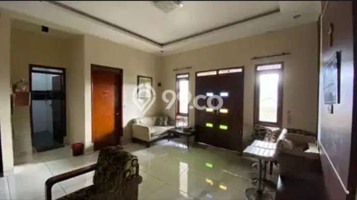 Rumah Modern 4 KT di Taman Kopo Indah Bandung Full Furnished Rumah Modern 4 KT di Taman Kopo Indah Bandung Full Furnished