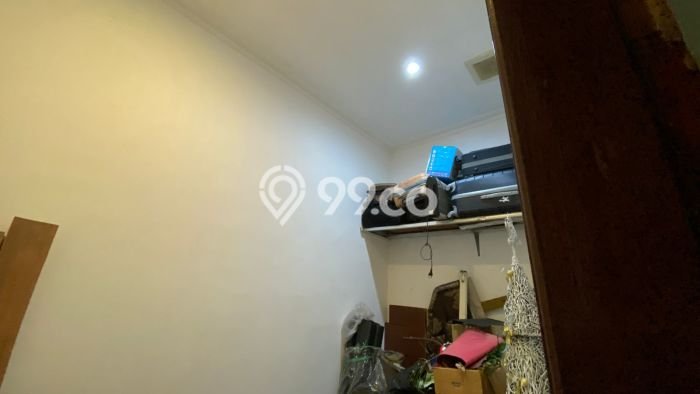 Rumah Modern 4 KT di Taman Kopo Indah Bandung Full Furnished Rumah Modern 4 KT di Taman Kopo Indah Bandung Full Furnished