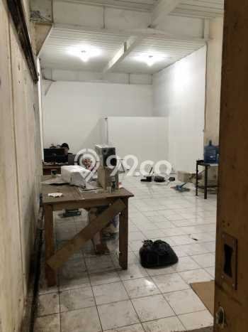 Hunian Elit LB 160m2 Siap Huni Desain Elegan di Mekar Wangi, Bandung Hunian Elit LB 160m2 Siap Huni Desain Elegan di Mekar Wangi, Bandung