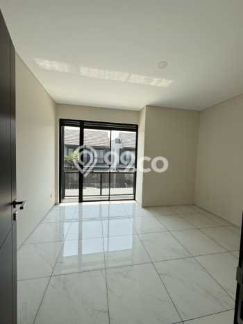 Jual Rumah Modern 3 KT di Kota Baru Parahyangan, Bandung Jual Rumah Modern 3 KT di Kota Baru Parahyangan, Bandung