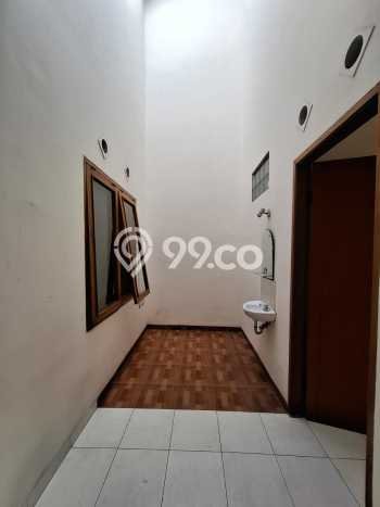 Rumah Modern 3 Kamar LT 153m2 di Taman Kopo Indah Rumah Modern 3 Kamar LT 153m2 di Taman Kopo Indah