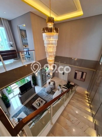 Hunian Mewah LB 284m2 Siap Pakai Desain Elegan di Gading Serpong, Tangerang Hunian Mewah LB 284m2 Siap Pakai Desain Elegan di Gading Serpong, Tangerang