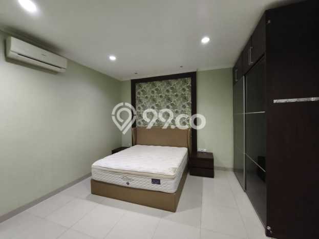 Disewakan! Rumah 4 Kamar Tidur &
3 Kamar Mandi di Gading Serpong, Tangerang Disewakan! Rumah 4 Kamar Tidur &
3 Kamar Mandi di Gading Serpong, Tangerang