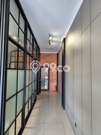 Ruko Dijual di Prime Area Tangerang Luas 240m2 Ruko Dijual di Prime Area Tangerang Luas 240m2
