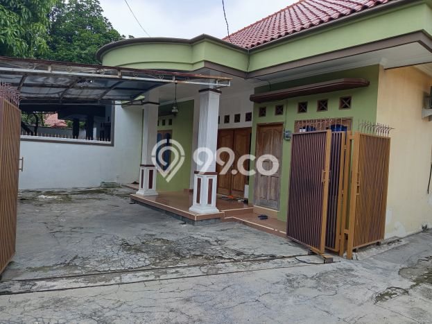 Dijual Segera Kost 14 Kamar, 13 Kamar Mandi di Kesambi, Cirebon, Luas 124m2 Dijual Segera Kost 14 Kamar, 13 Kamar Mandi di Kesambi, Cirebon, Luas 124m2