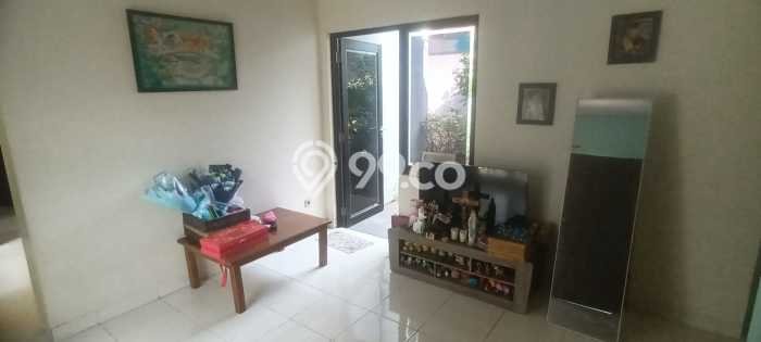 For Sale Rumah 2 Kamar Lokasi Ideal Bagus dan Strategis di Talun For Sale Rumah 2 Kamar Lokasi Ideal Bagus dan Strategis di Talun
