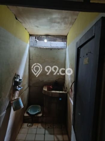 Dijual Rumah 6 Kamar Lokasi Ideal Nyaman dan Strategis di Harjamukti Dijual Rumah 6 Kamar Lokasi Ideal Nyaman dan Strategis di Harjamukti
