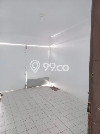 Lokasi strategis! Rumah siap pakai dikontrakkan di Kesambi LB 150m2 Lokasi strategis! Rumah siap pakai dikontrakkan di Kesambi LB 150m2