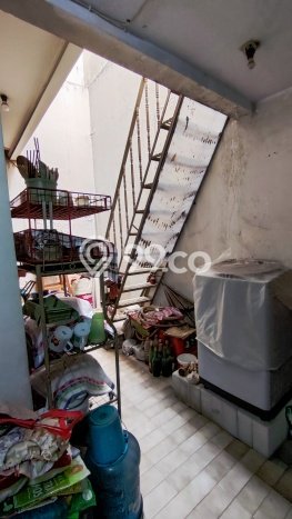 Dijual Rumah Mewah Elegan Dengan View Eksklusif di Green Garden, Jakarta Barat Dijual Rumah Mewah Elegan Dengan View Eksklusif di Green Garden, Jakarta Barat