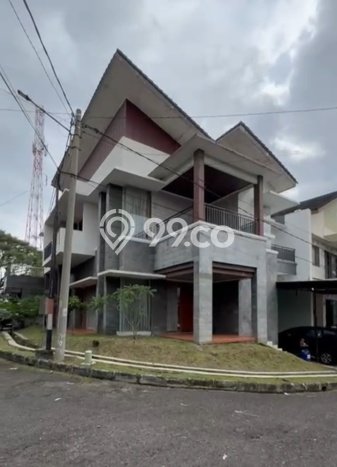 Dijual Hunian Mewah dengan Fasilitas Sekitar Lengkap di Mandalajati, Bandung Dijual Hunian Mewah dengan Fasilitas Sekitar Lengkap di Mandalajati, Bandung