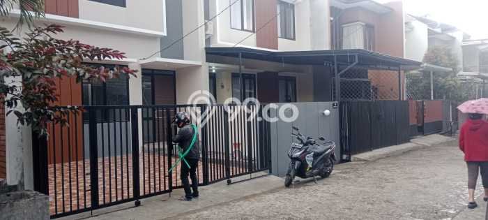 Dijual Cepat Rumah Bagus Siap Huni LB 107m2 di Antapani, Bandung Dijual Cepat Rumah Bagus Siap Huni LB 107m2 di Antapani, Bandung