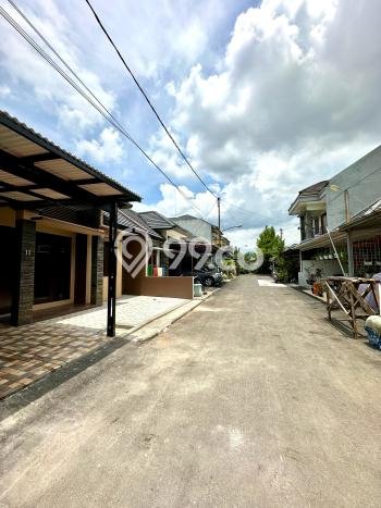 SEGERA MILIKI! Rumah area Arcamanik, Bandung, LT 94m² LB 60m² SEGERA MILIKI! Rumah area Arcamanik, Bandung, LT 94m² LB 60m²