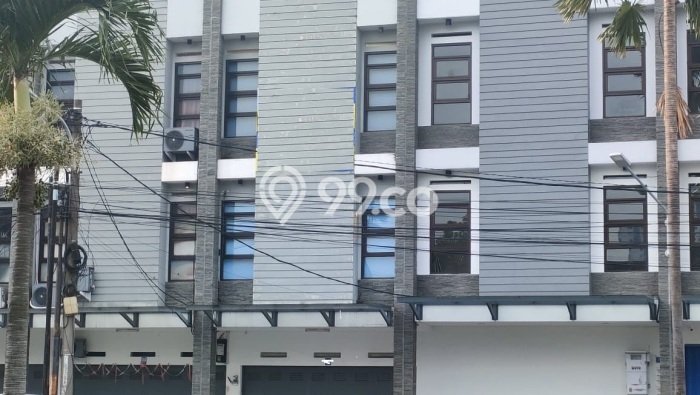 Ruko Dijual di Batununggal Bandung dengan LB 236m2 Ruko Dijual di Batununggal Bandung dengan LB 236m2
