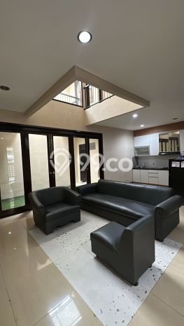 Disewakan! Rumah 4 Kamar Tidur &
3 Kamar Mandi di Cigadung, Bandung Disewakan! Rumah 4 Kamar Tidur &
3 Kamar Mandi di Cigadung, Bandung