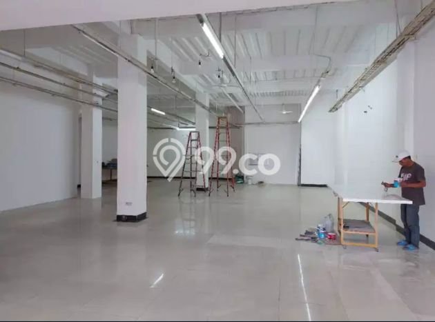 Disewakan Kantor di Kawasan Ramai Soekarno Hatta Luas 900m2 Disewakan Kantor di Kawasan Ramai Soekarno Hatta Luas 900m2