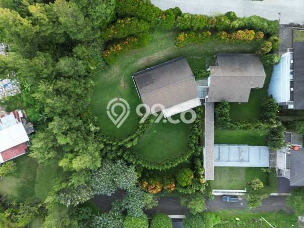 Rumah Luxury Modern Siap Huni di Resor Dago Pakar Bandung Rumah Luxury Modern Siap Huni di Resor Dago Pakar Bandung